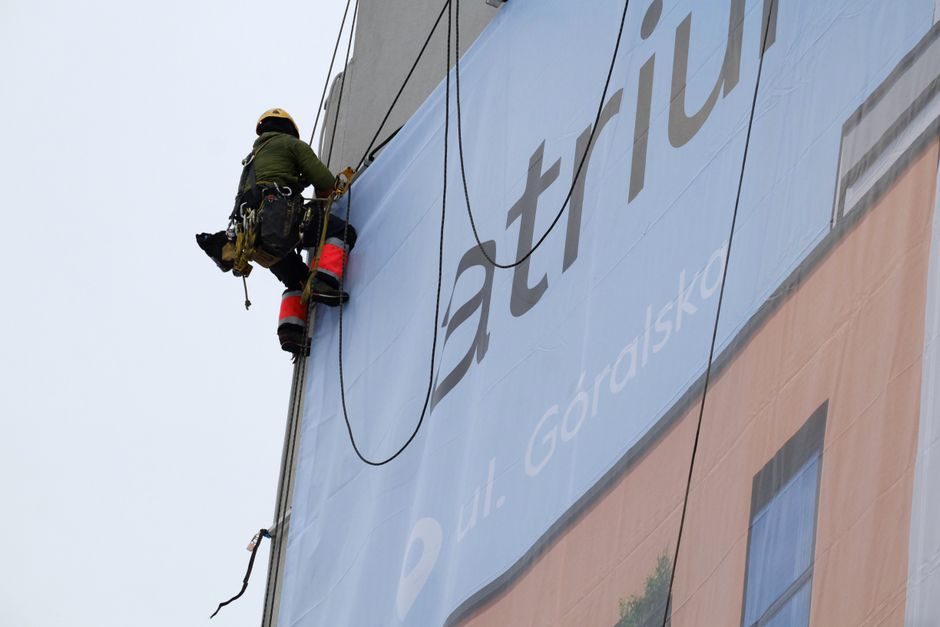 Aerial Work Platform 2026 Buying Guide: Height, Reach, Power and Sourcing