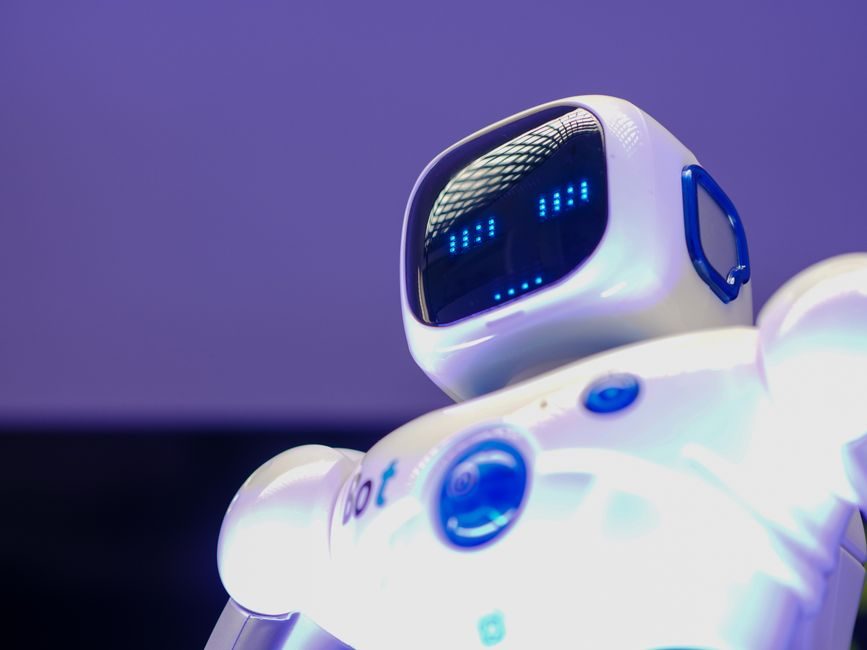 AI-Chip Smart Manufacturing Stack: Edge Compute, Agentic AI and GEM300 in 2026