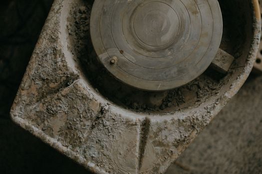 Alumina Ceramic vs Silicon Nitride Ceramic - Where each material is actually specified in 2026