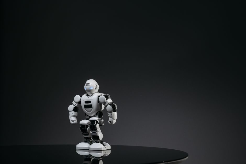 AMR Price and Cost Guide 2026: Payload, Navigation and Battery Levers