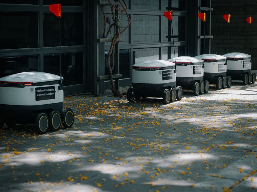 AMR Selection Criteria 2026: Five Gates That Lock the Right Mobile Robot