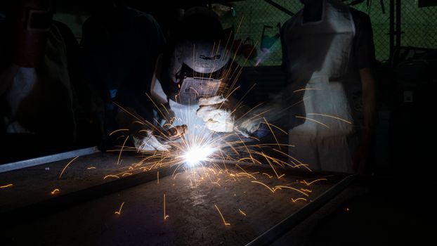 Arc Welding Machine buying guide 2026 - Automation Levels: Manual, Semi-Auto, Automatic Standalone