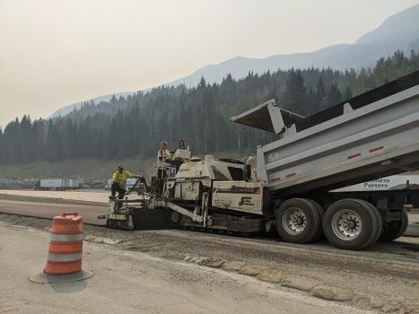 Asphalt Paver buying guide 2026 - Screed, Automation and Project-Software Adjacencies