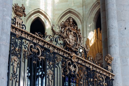 Carbon Steel price and cost guide - Selection criteria, MOQ gates and who pays more