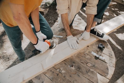 Circular Saw buying guide 2026 - Cutting Material: Wood, Non-Ferrous, Ferrous, Composites