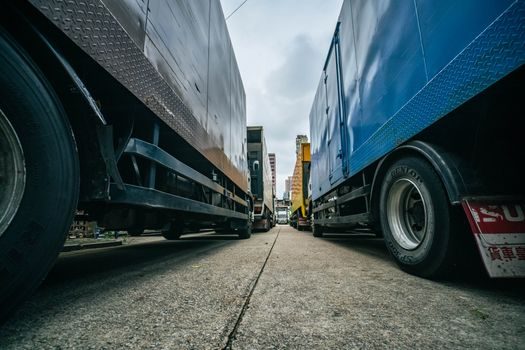 Concrete Mixer Truck buying guide 2026 - Chassis Configuration: 4×2, 6×4, 8×4 and the 375 hp Class
