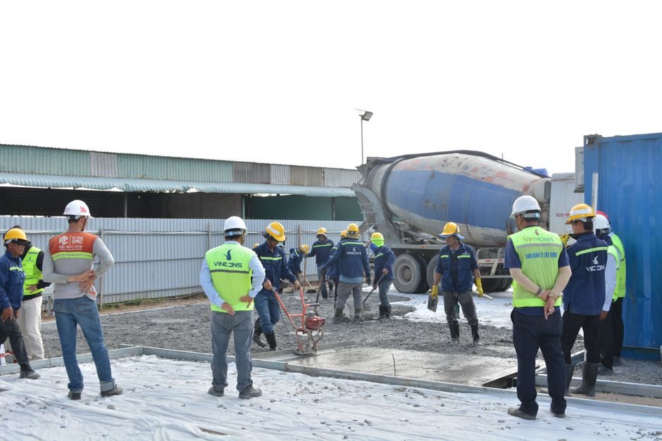 Concrete Mixer Truck vs Concrete Pump Truck: 2026 Spec Cut for Site Engineers