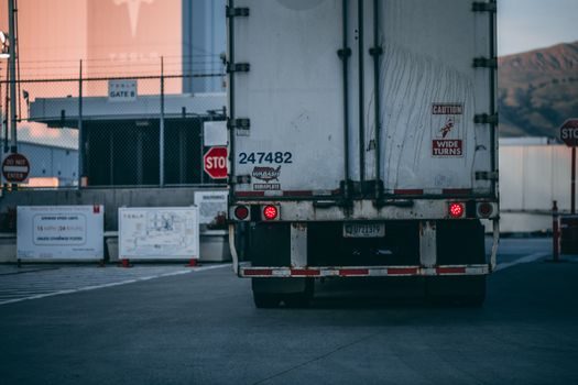Dock Leveler selection criteria - Safety Stack: Vehicle Restraints, Sensors and Controls