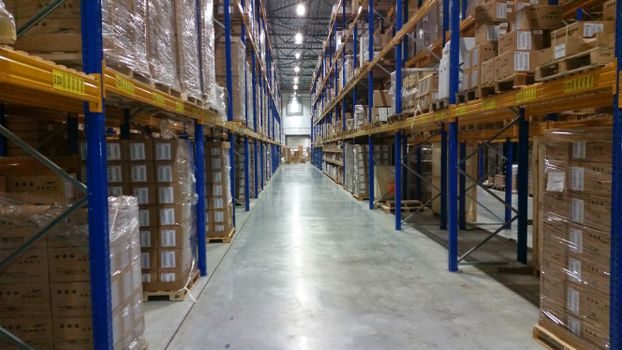 Electric Pallet Truck selection criteria - Gate 3 — Fork Geometry, Wheelbase, and Pallet Interface