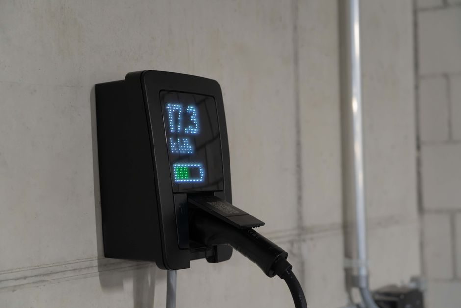EV battery production technology: process flow, cell formats and 2026 compliance gate