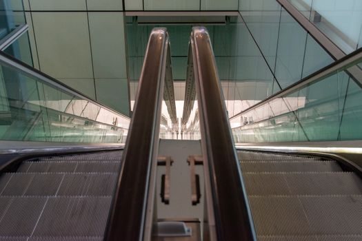 expansion joint vs sight glass for support spacing - What changes when a sight glass is in the line