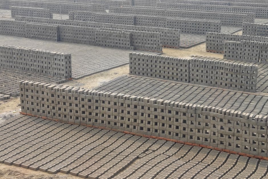 Insulation Board vs Fired Clay Brick: Spec Cut for Furnace and Building Linings