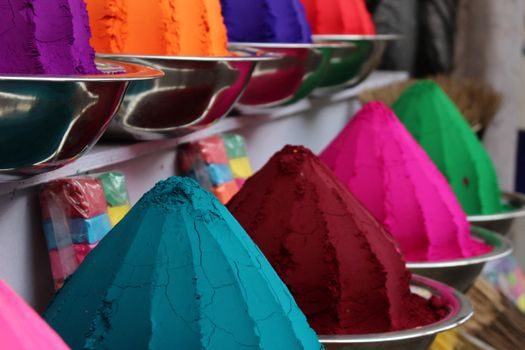Metal Powder selection criteria - Morphology, satellites, and apparent density