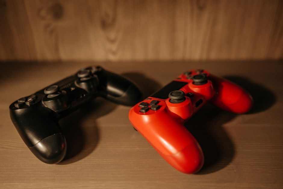 Motion Controller Price & Cost Guide 2026: Axis Count, Bus and Drive Stack Decide the Bill