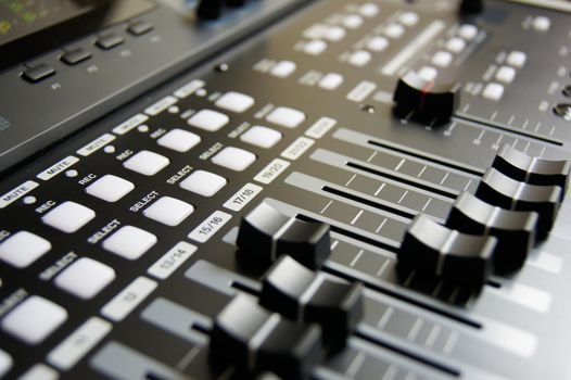 Motion Controller selection criteria - Bus Protocol and Field-Level Integration