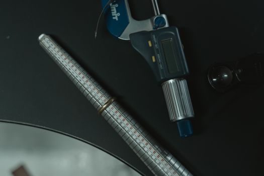 Optical Comparator vs Caliper & Micrometer - Sourcing, vendor count, and 2026 signals