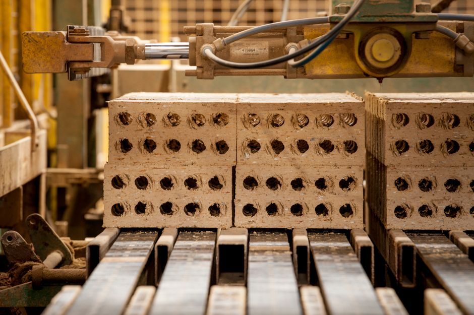 Pneumatic System Manufacturing Process: 2026 Sub-Assembly Map and Spec Gates