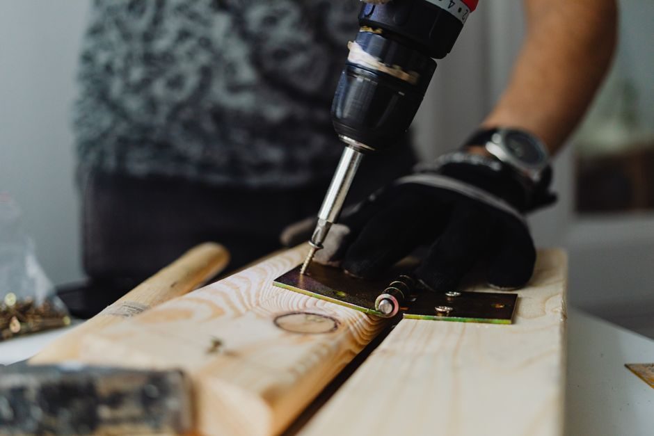 Sander vs Impact Drill: Tool Class, Spec Frame and Job Match