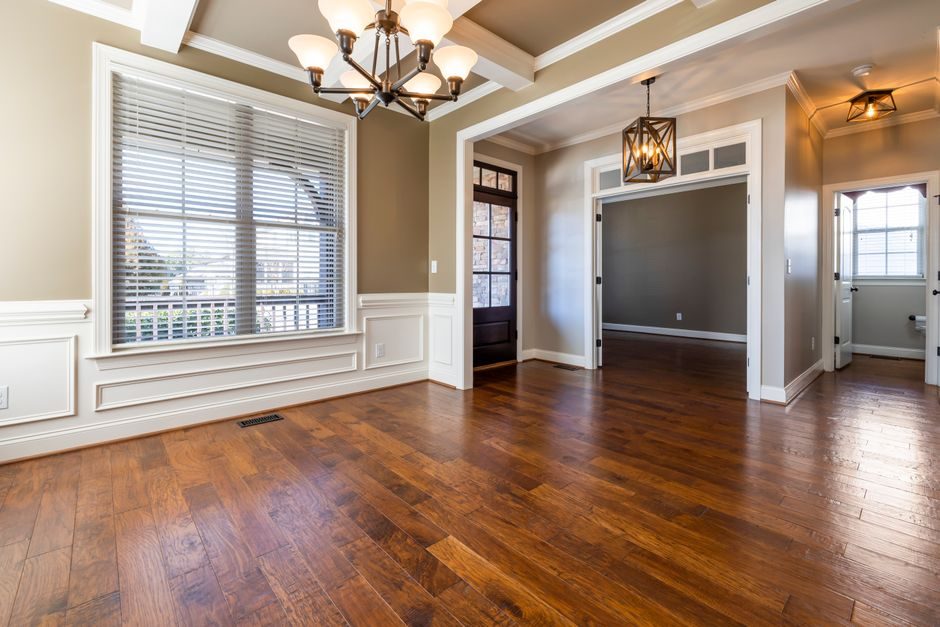 SPC Flooring vs Industrial Flooring: Spec Boundaries, Load Ratings, and Job Fit