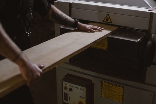 Strapping Machine vs Shrink Wrapping Machine - Who Strap is FOR, Who Shrink is NOT For