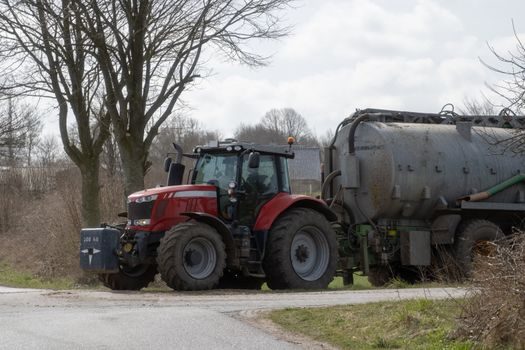 Tank Cleaning Machines buying guide 2026 - Use Cases Drawn From the 2026 Market