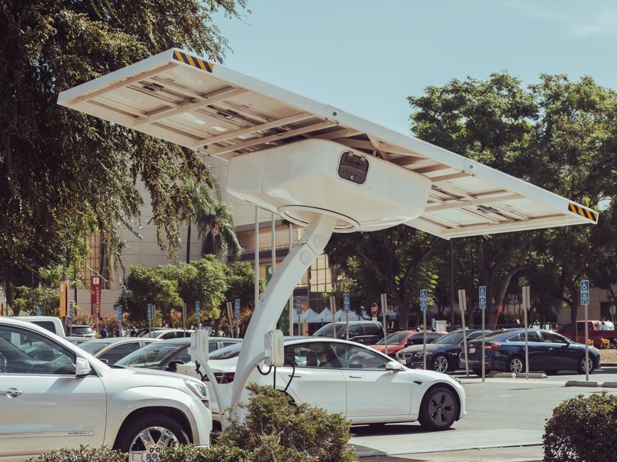 Top EV Charger Companies 2026: Spec Tiers, Connector Wars, and Sourcing Levers