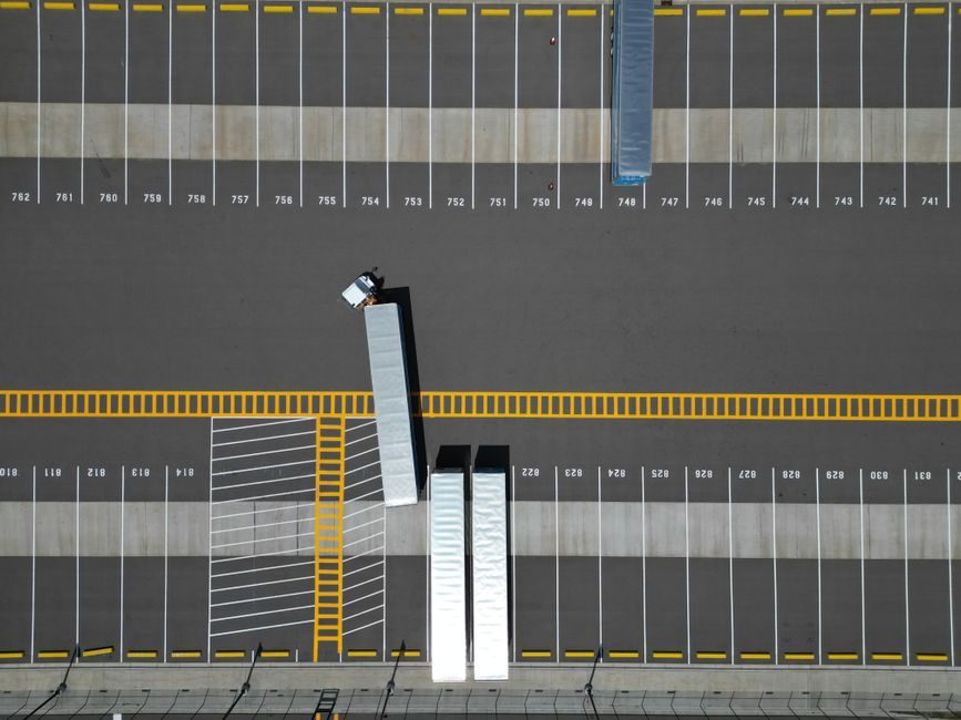 Truck Scale vs Checkweigher: 2026 Spec Cut for Process Engineers