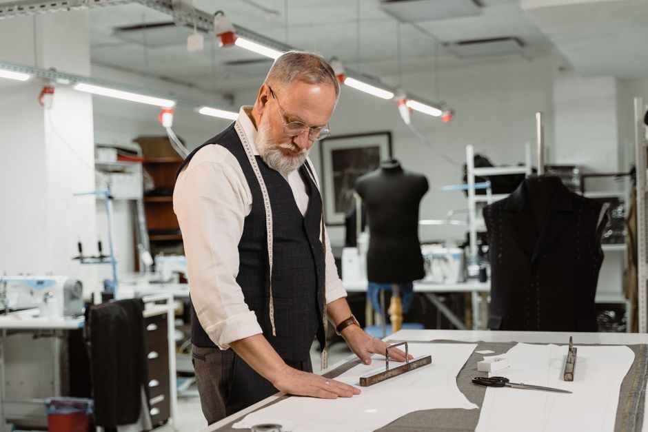 Vision Measuring Machine Buying Guide 2026: Accuracy, Optics, Stage and Software