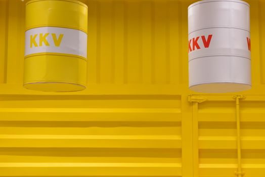 55 gallon drum selection guide - Regulatory Ratings: UN/DOT, UL and Food-Grade