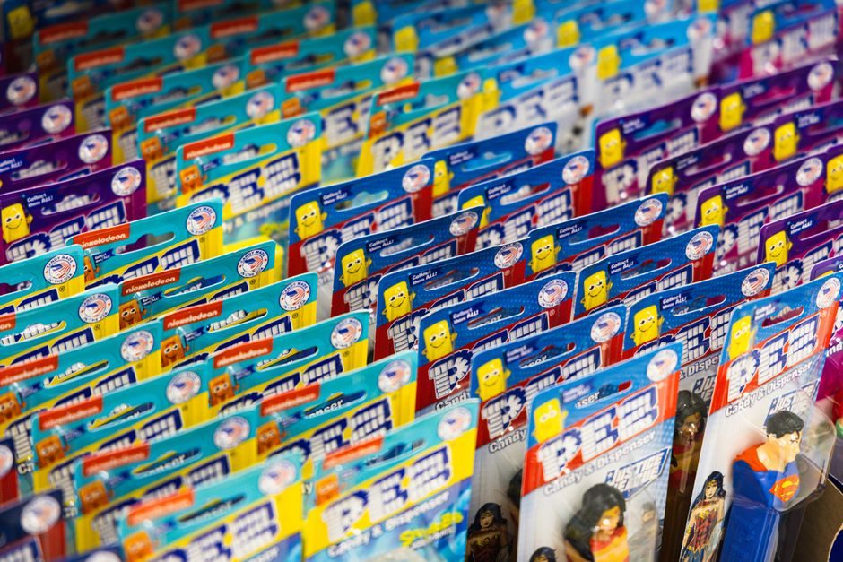 Advanced Packaging 2026: Glass Substrates, Bioplastics, and Smart Labels