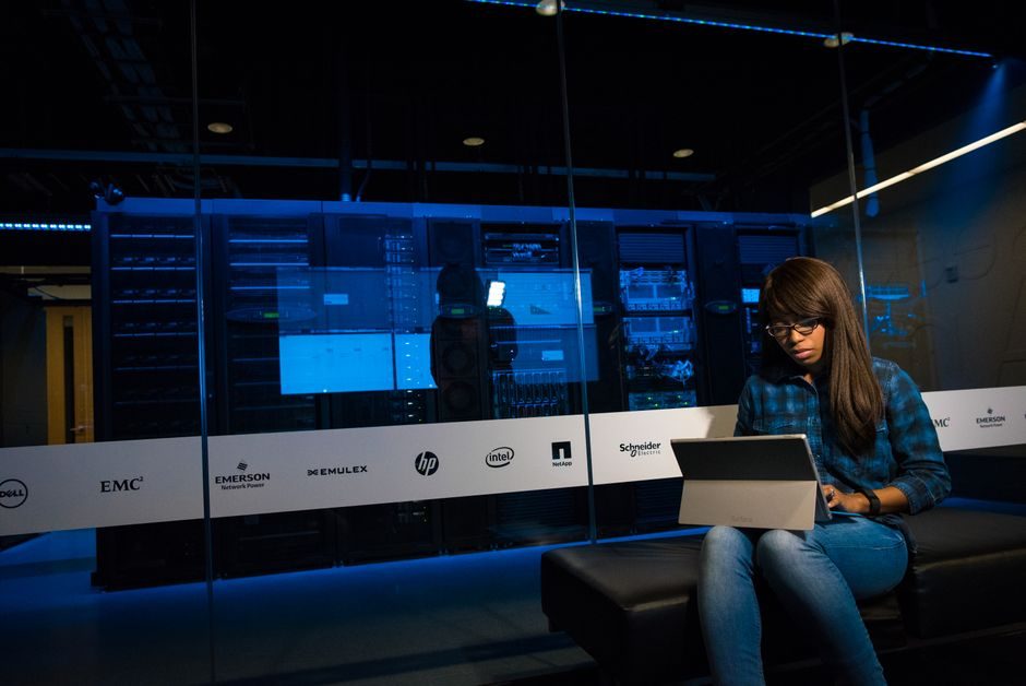AI Server Supply Shortage 2026: HBM, CCL, and Power Constraints