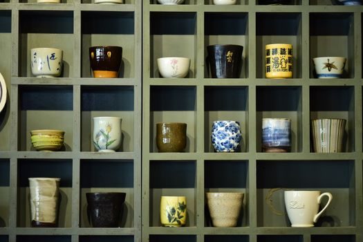 Alumina Ceramic selection criteria - Grade-by-Grade Property Bands