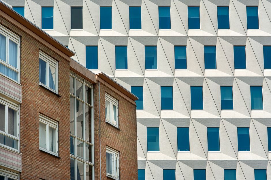 Aluminum Veneer Panel vs Building Stone: 2026 Spec Cut for Facade Specifiers