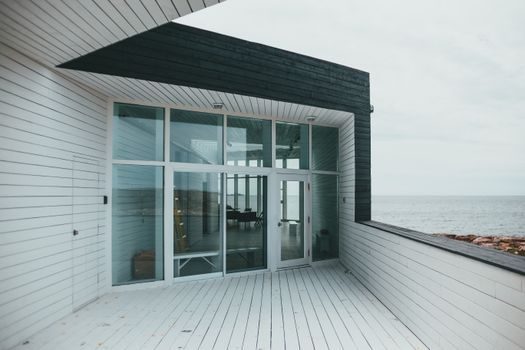 Aluminum Window & Door price and cost guide - Cost comparison: non-break vs thermal-break, single vs triple glaze