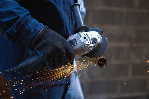 Angle Grinder selection for road maintenance - Selection Criteria Comparison: 115 mm vs 180 mm vs 230 mm Grinders