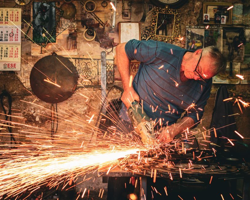 Angle Grinder Spec Map for Demolition: Wheel, Power, and Duty