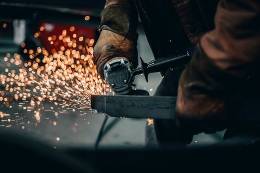Angle Grinder selection for demolition work - Duty Cycle, Vibration, and Operator Exposure