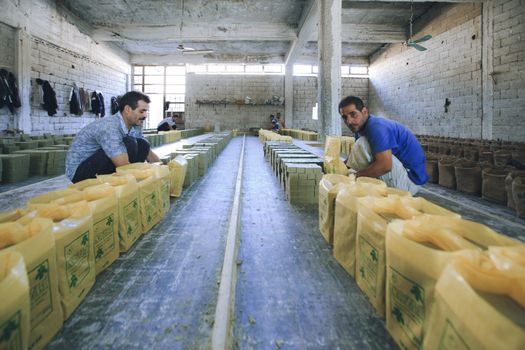 Anti-Static Equipment buying guide 2026 - ESD Packaging: Moisture Barrier Bags, Shielding Bags and the 2026 China-Factory