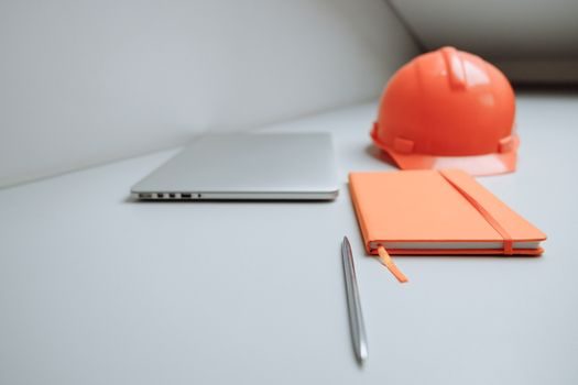 Anti-Static Equipment vs Insulated Tools - Product-by-Product Comparison on Four Decision Criteria