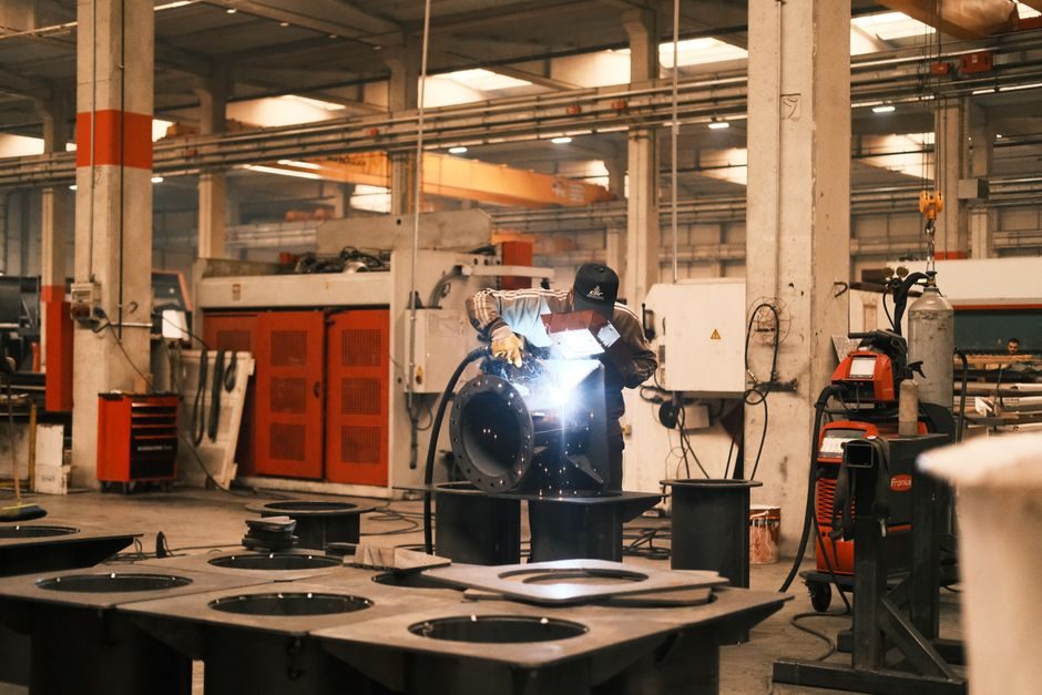 Arc Welding Machines for Mining: 2026 Spec Bands and Sourcing Map