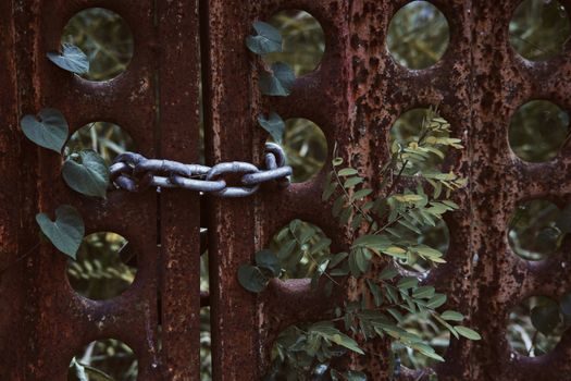 Architectural Hardware selection criteria - Gate 4–5: Base Material and Load / Cycle Envelope