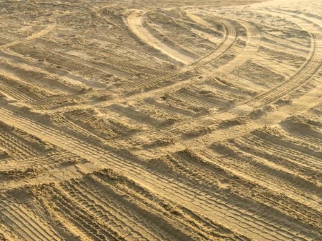 Asphalt Paver advantages and disadvantages - Tracked vs Wheeled: Selection Criteria