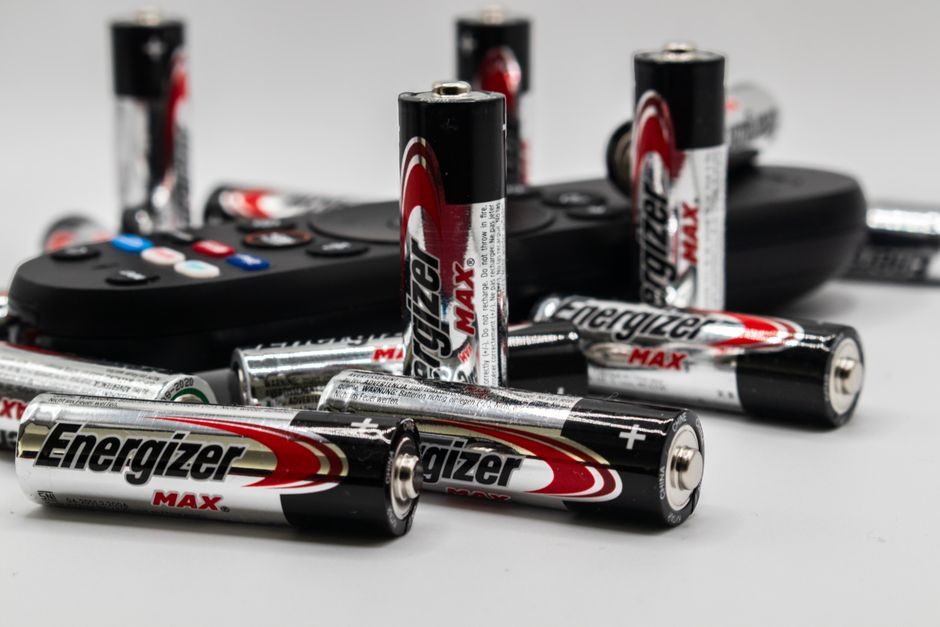 Battery Energy Storage Production: Cell Formats, Chemistry Trade-offs and Pack Assembly
