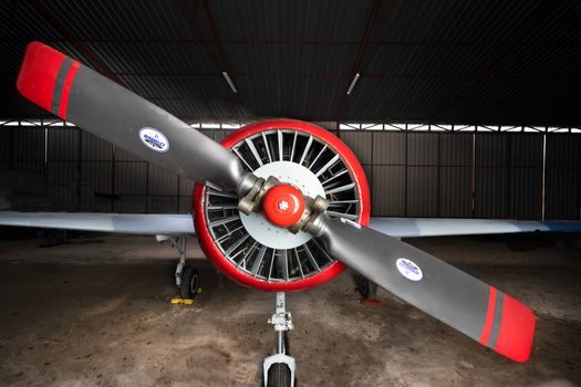 best Crawler Crane for aerospace - Undercarriage and Track-Pad Specs That Matter on Hangar Floors
