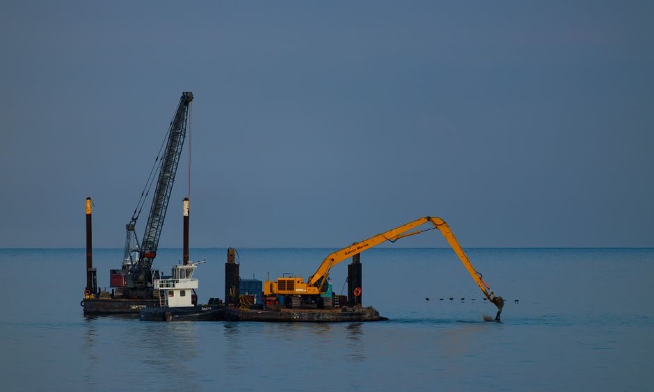 Best Excavator for Oil and Gas Duty: 2026 Spec Cut