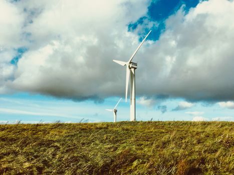 best Slewing Drive for power generation - IP Class, Backlash, and Lubrication: Field-Survival Specs
