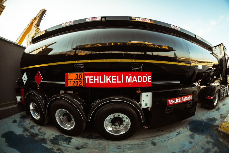 Best Tank Container for Automotive: 2026 Spec Cut for Fuel, AdBlue, Lubricant and