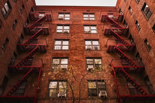 Block & Brick advantages and disadvantages - Specification and Code Anchors