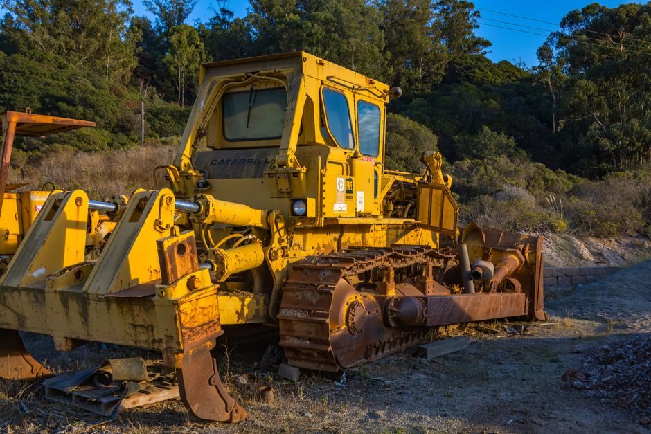 Bulldozer Advantages and Disadvantages: A Spec Engineer's Cut