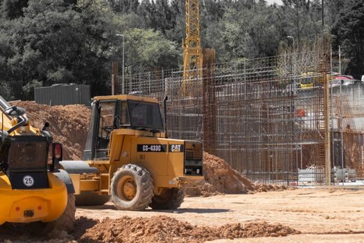 Bulldozer installation guide - Operator handover, safety paperwork, and acceptance criteria